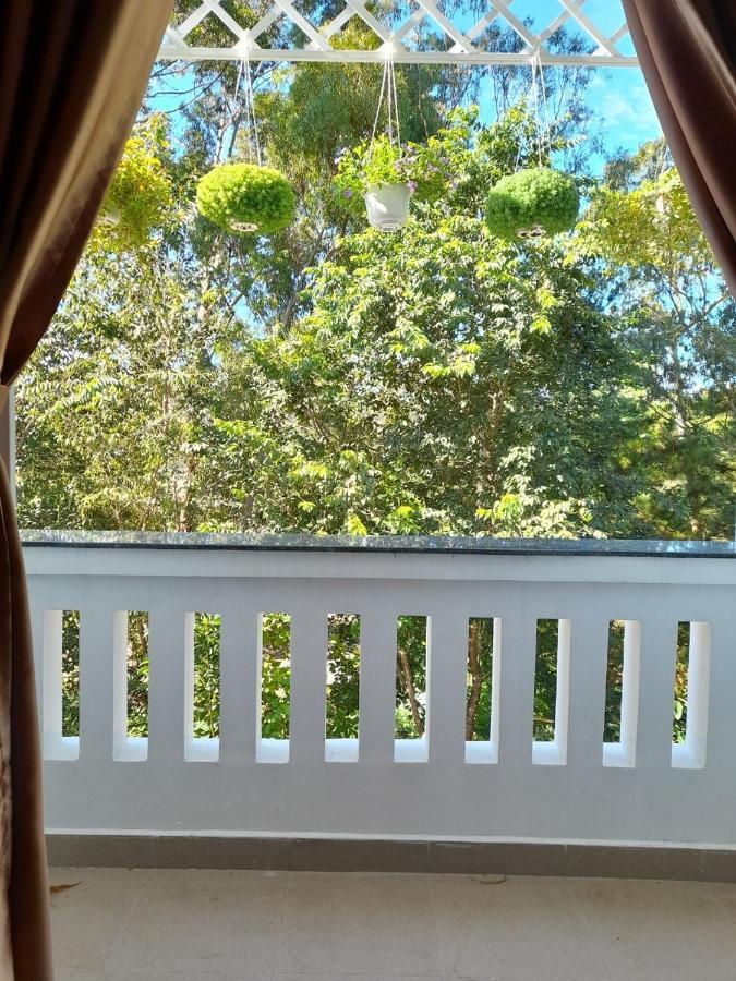 Caly Homestay Da Lat Buitenkant foto