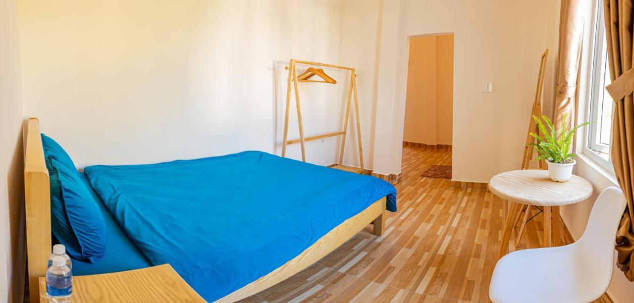 Caly Homestay Da Lat Buitenkant foto