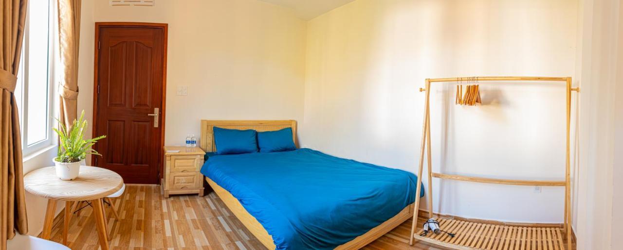 Caly Homestay Da Lat Buitenkant foto