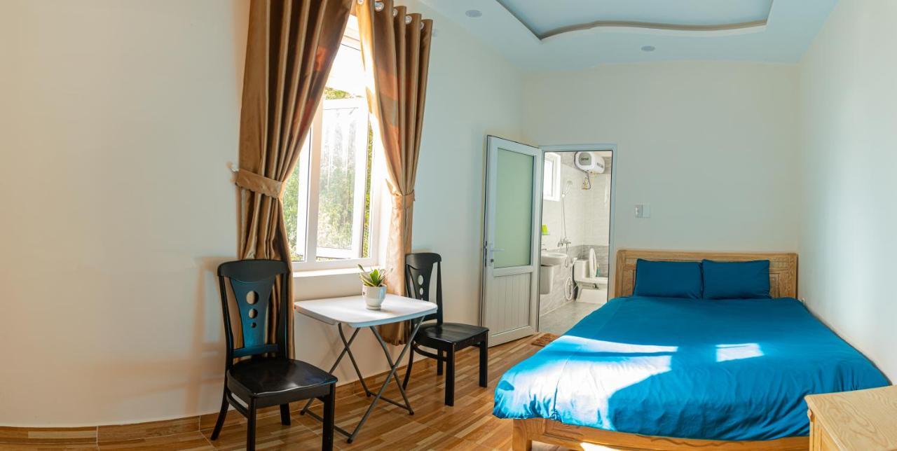 Caly Homestay Da Lat Buitenkant foto