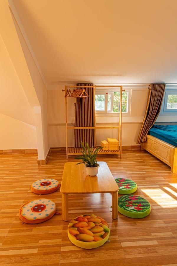 Caly Homestay Da Lat Buitenkant foto