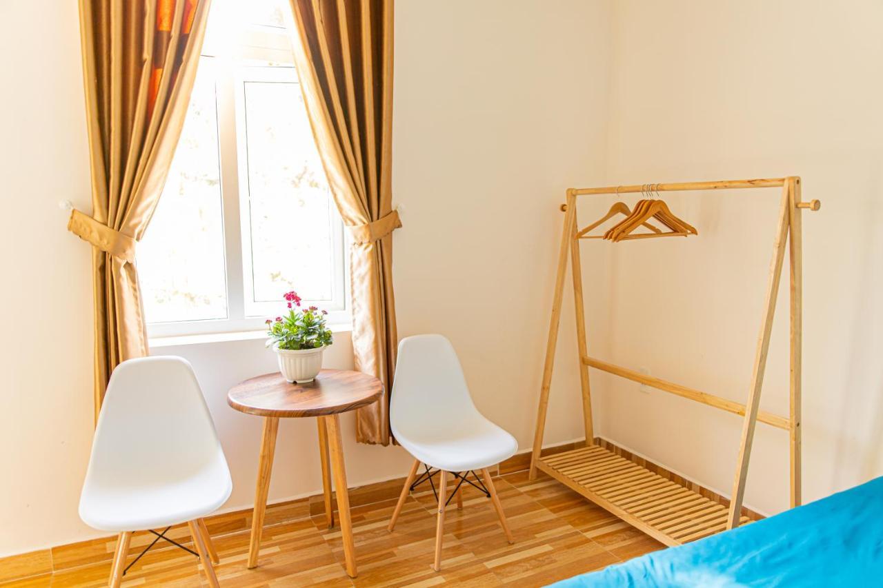 Caly Homestay Da Lat Buitenkant foto