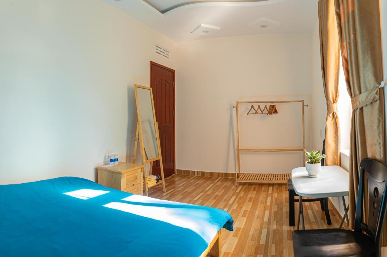 Caly Homestay Da Lat Buitenkant foto